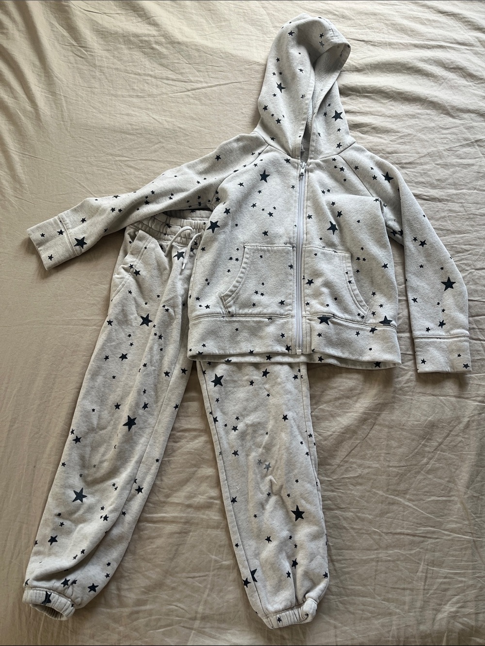 Kids Star-Print Hoodie & Jogger Pajama Set - Light Gray